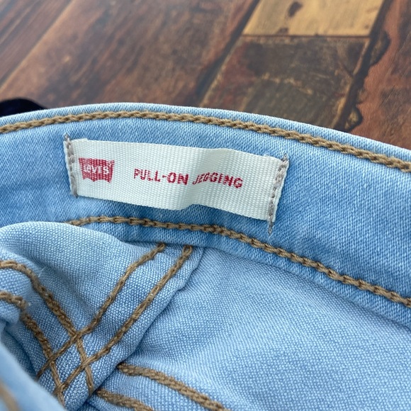 Never worn Levis girls pull on leggings - Picture 2 of 3